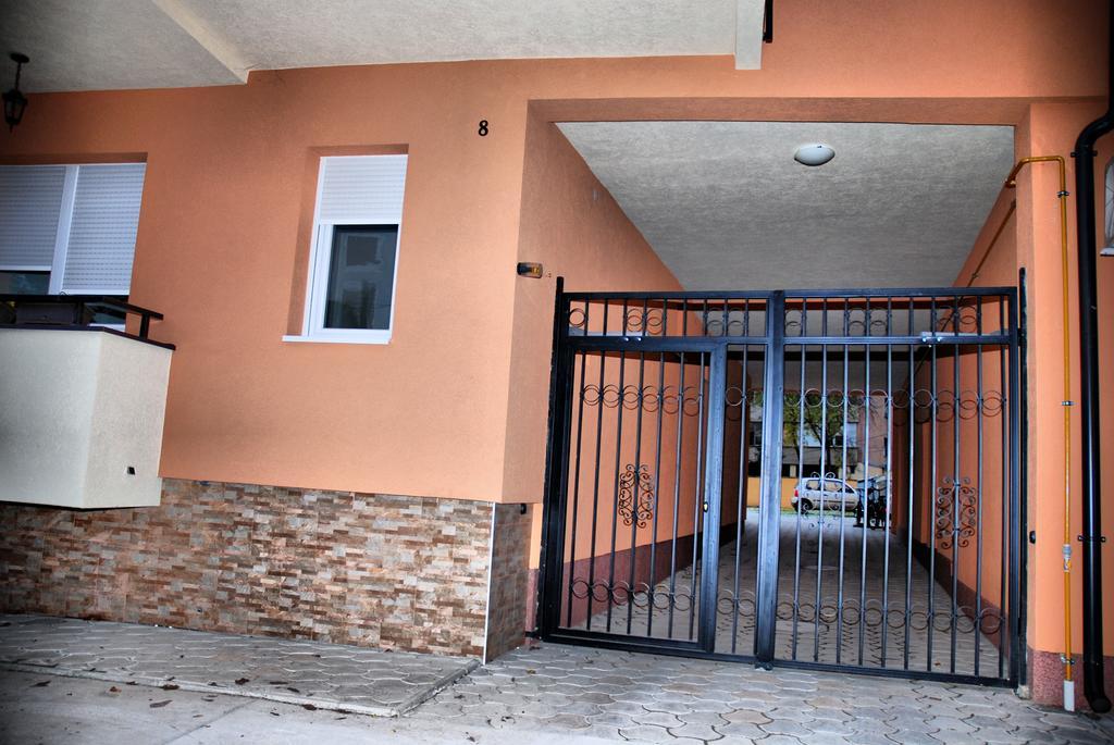 Apartman Milkovic 2 Сомбор Екстер'єр фото
